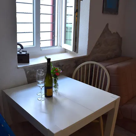 Apartment Bugevila